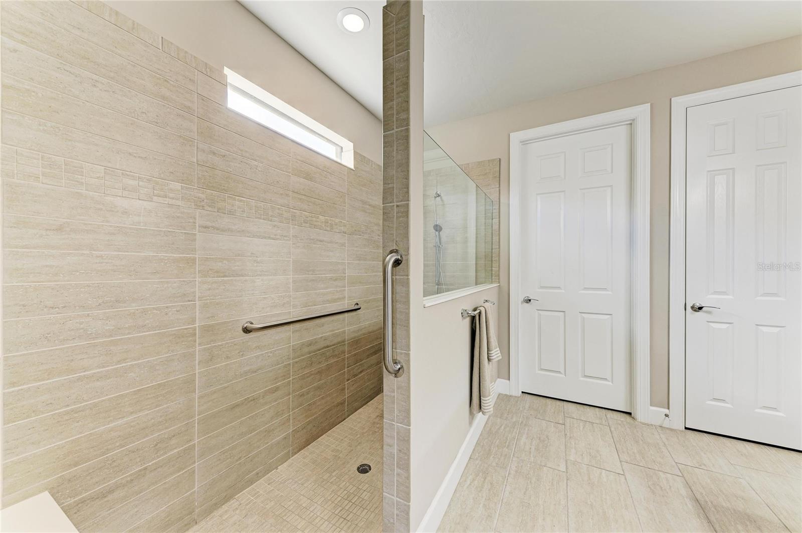 Image 29 of 61 For 6925 Chester Trail