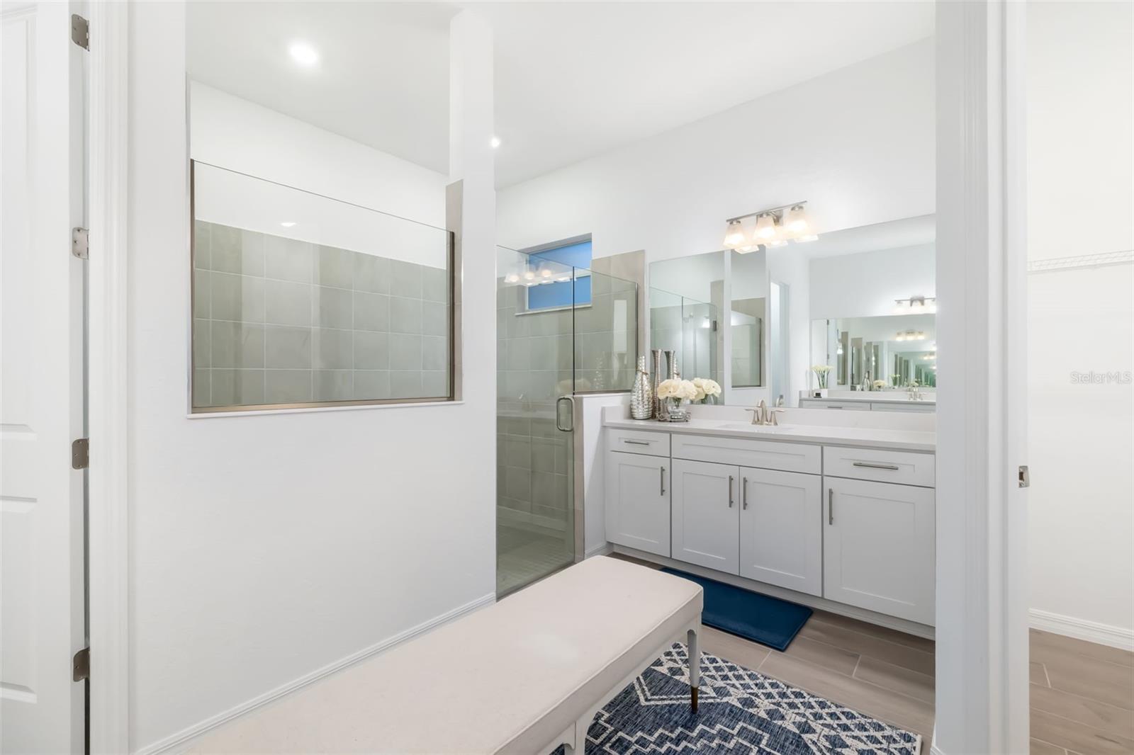 Image 30 of 91 For 5617 Lightning Whelk Lane