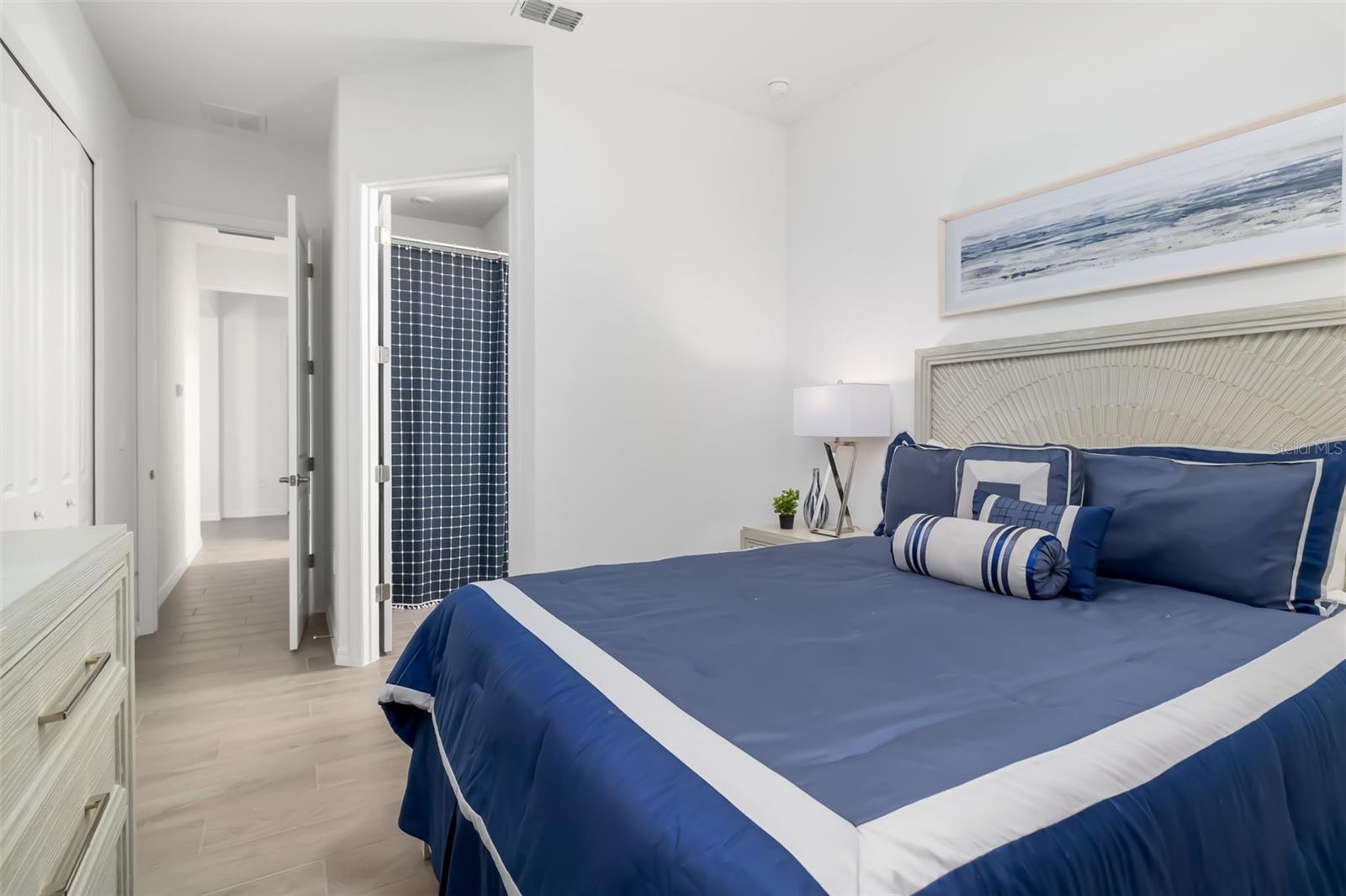 Image 37 of 91 For 5617 Lightning Whelk Lane