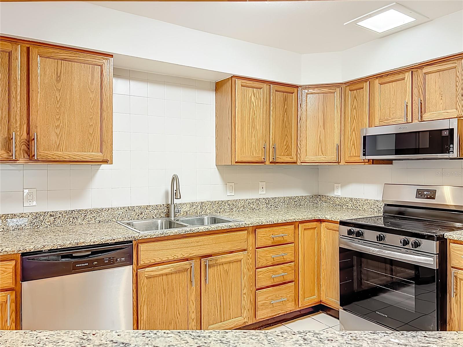 Image 21 of 68 For 1236 Russell Drive