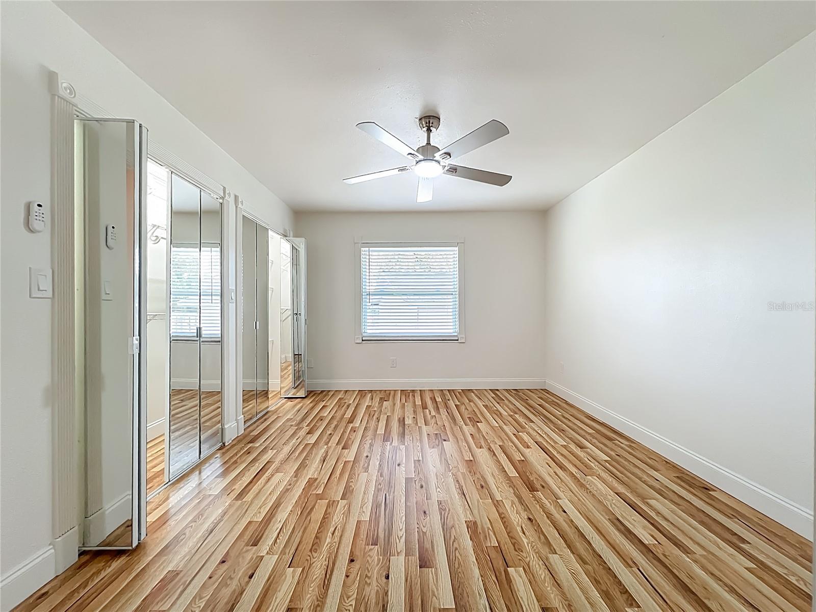 Image 31 of 68 For 1236 Russell Drive