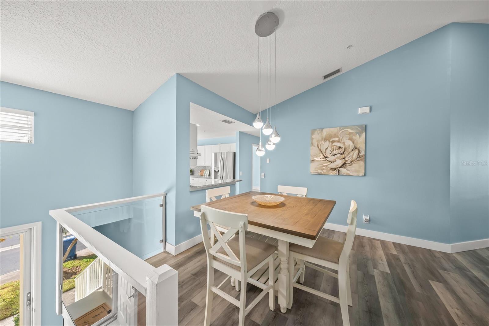 Image 7 of 14 For 5528 Fair Oaks Street