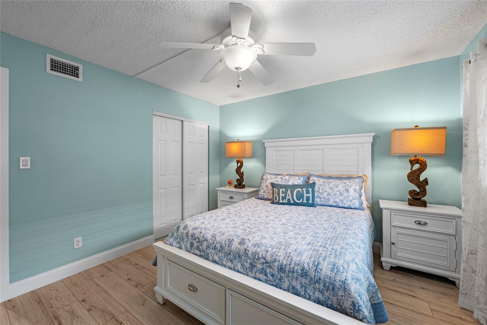 Image 16 of 28 For 117 7th Street N 23