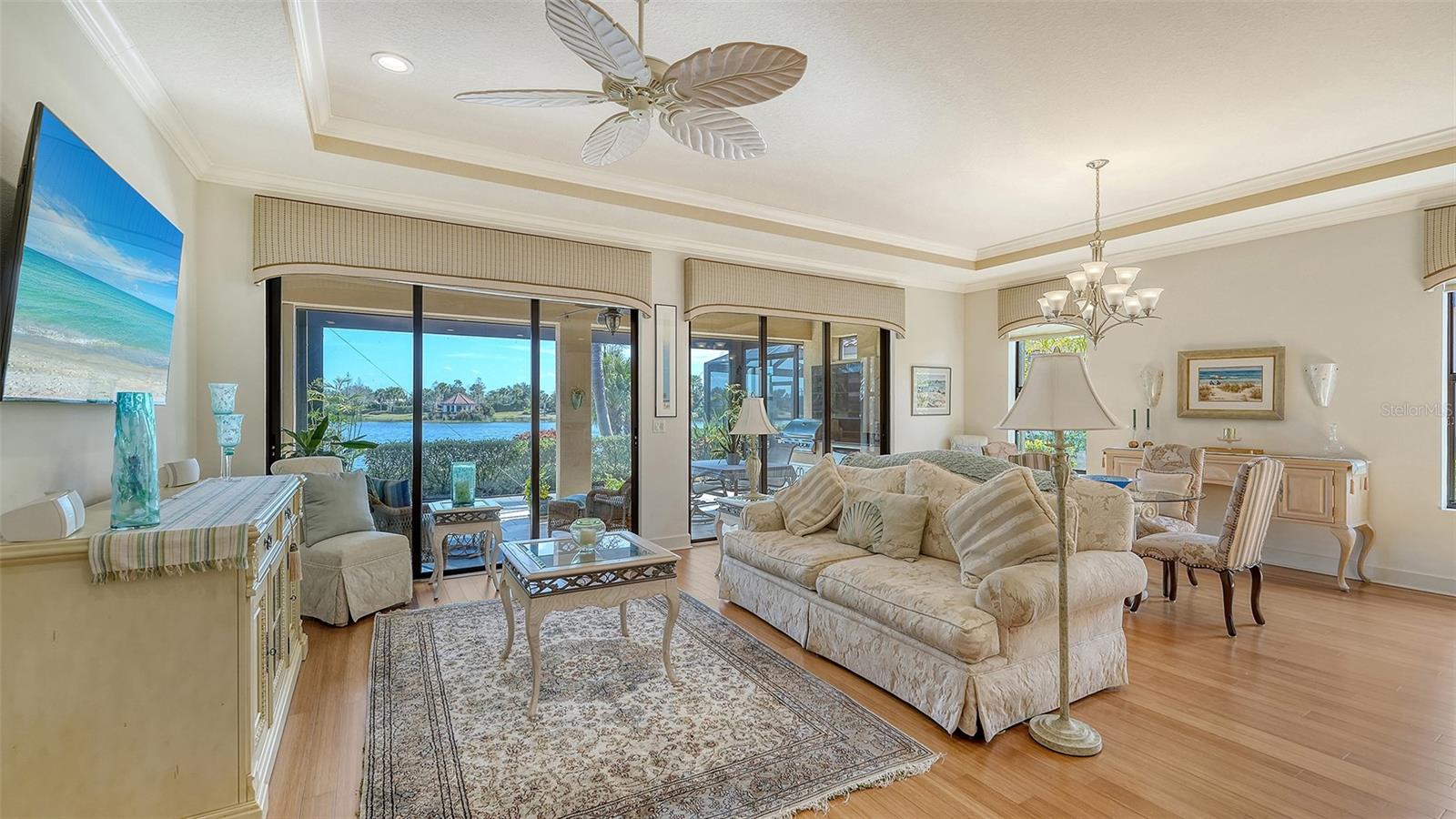 Image 12 of 74 For 12759 Del Corso Loop