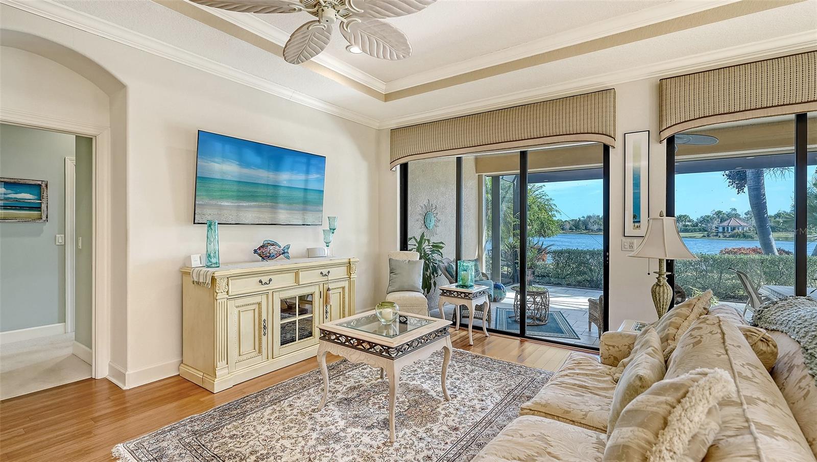 Image 13 of 74 For 12759 Del Corso Loop