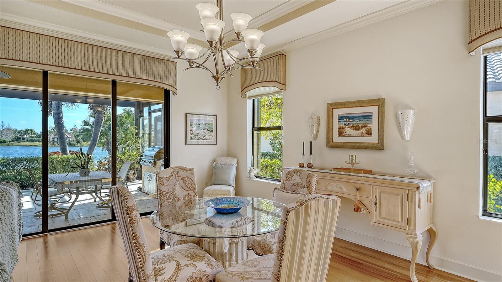 Image 18 of 74 For 12759 Del Corso Loop