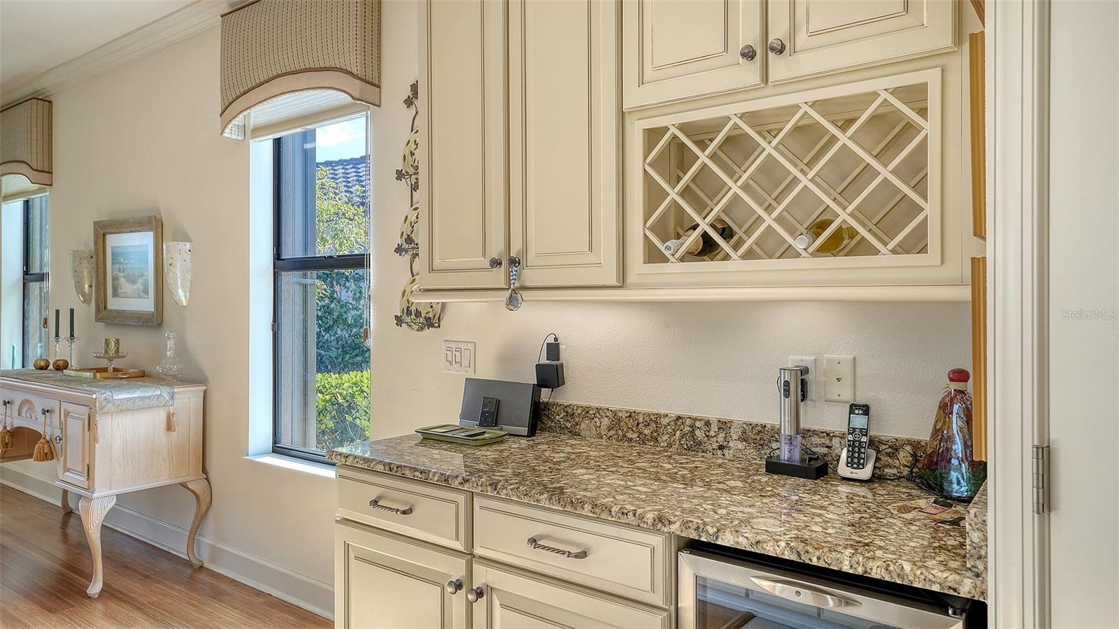 Image 22 of 74 For 12759 Del Corso Loop