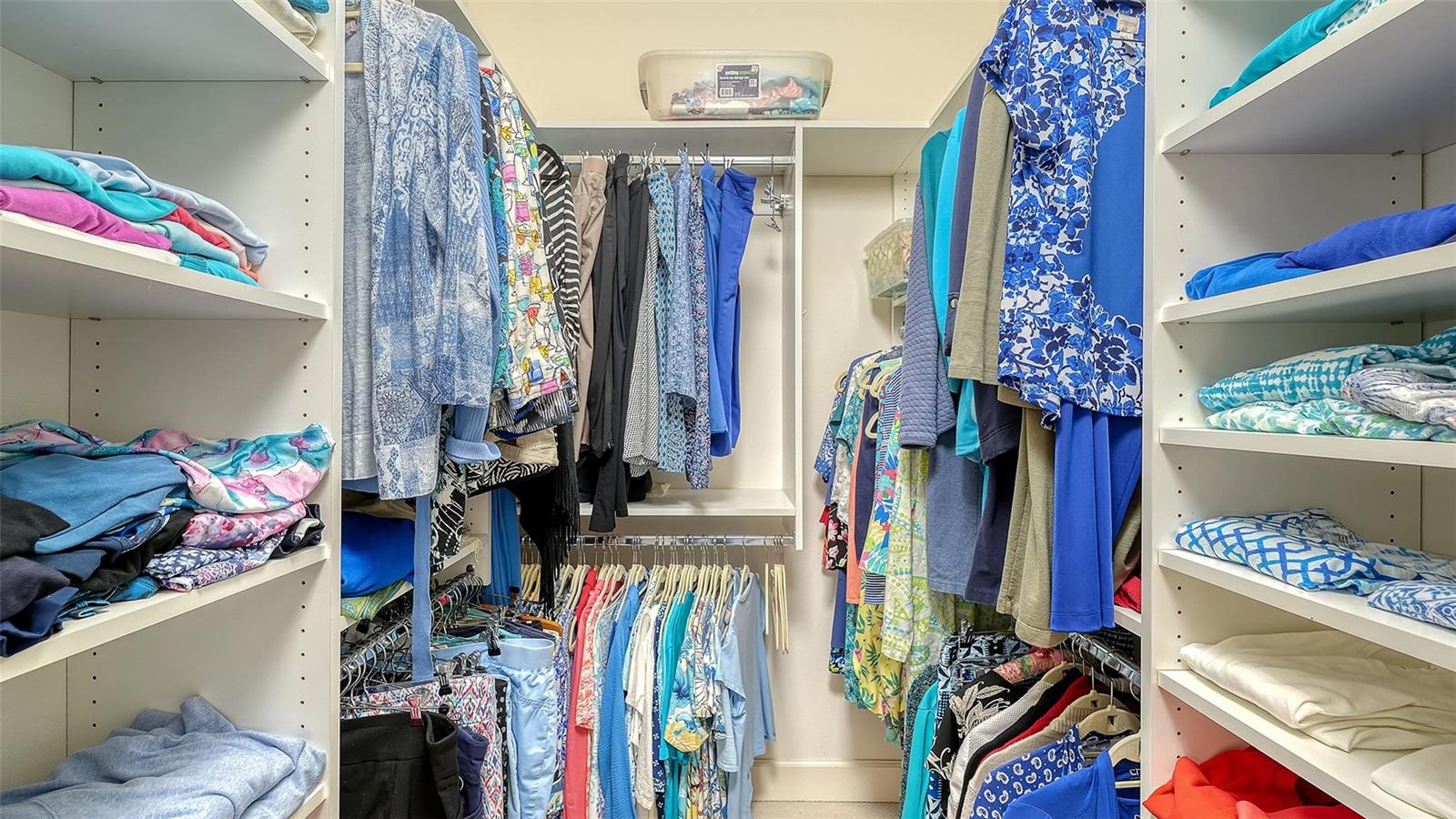 Image 27 of 74 For 12759 Del Corso Loop