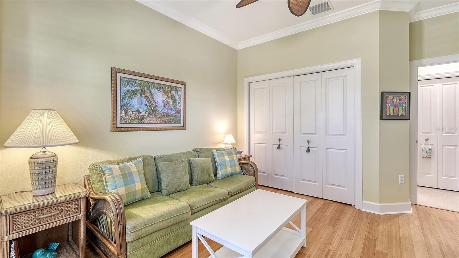 Image 33 of 74 For 12759 Del Corso Loop