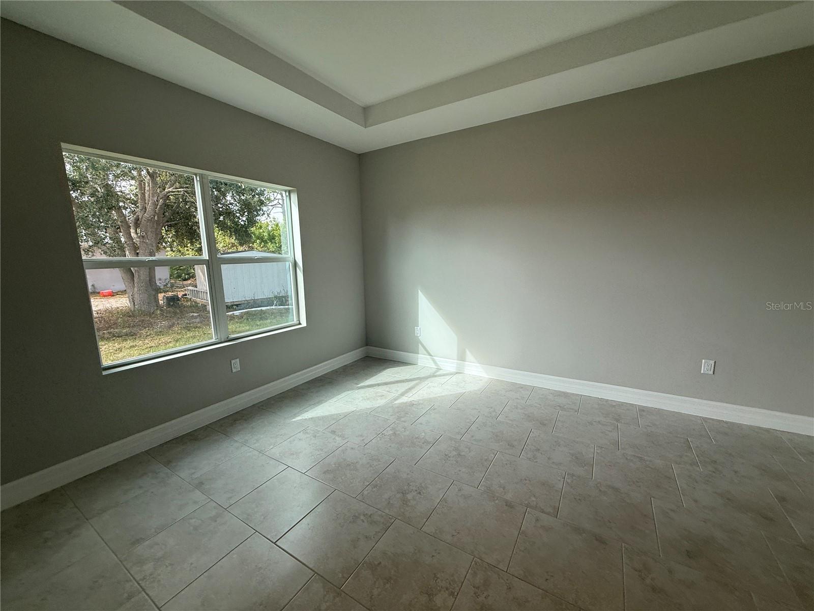 Image 14 of 44 For 1047 Comfort Lane