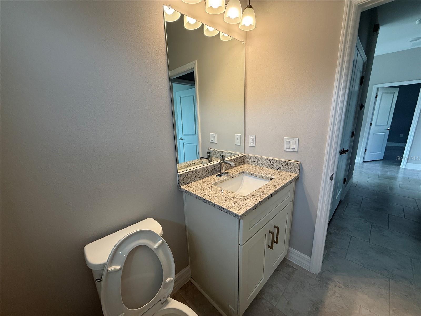 Image 31 of 44 For 1047 Comfort Lane