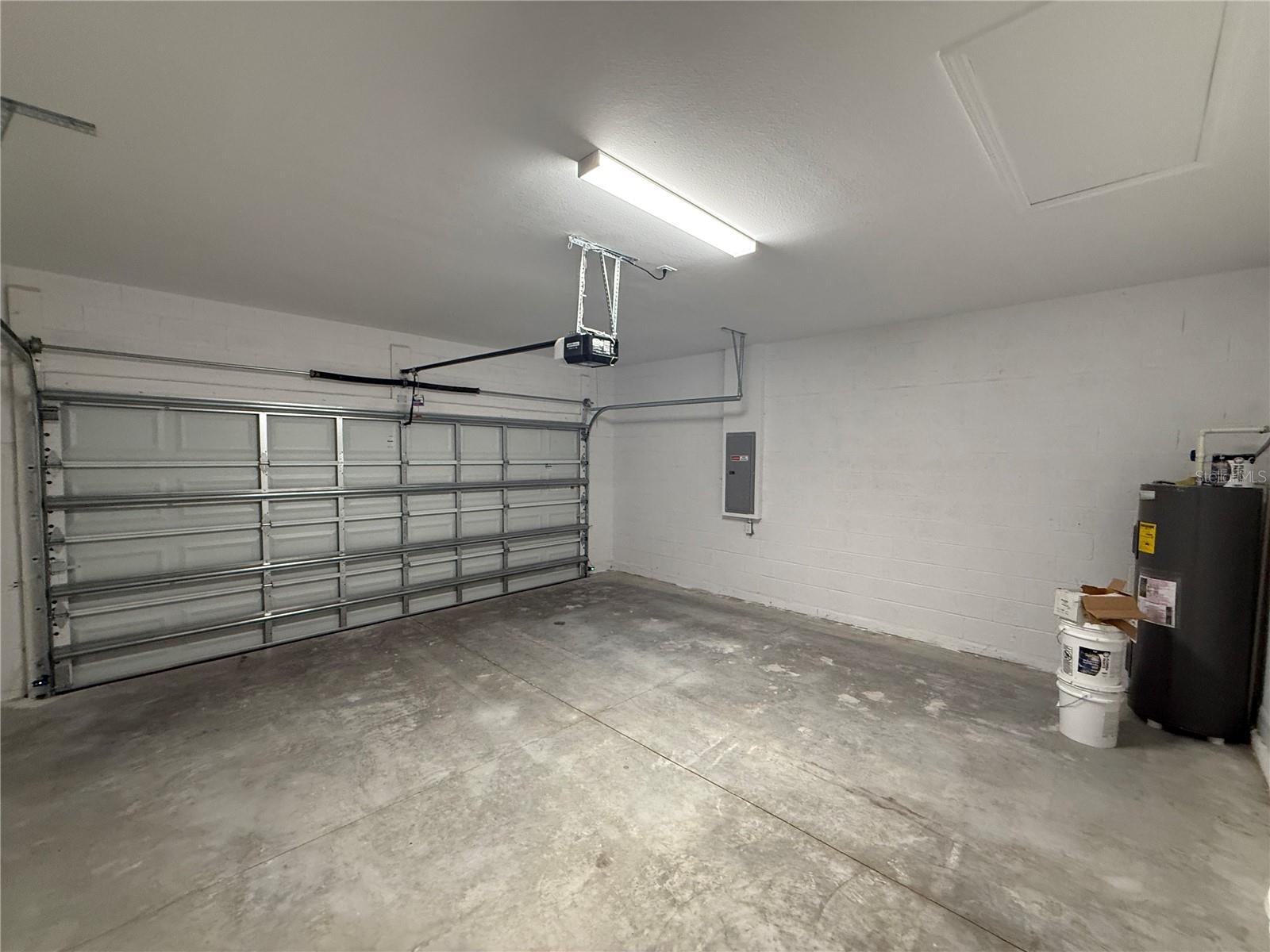 Image 35 of 44 For 1047 Comfort Lane