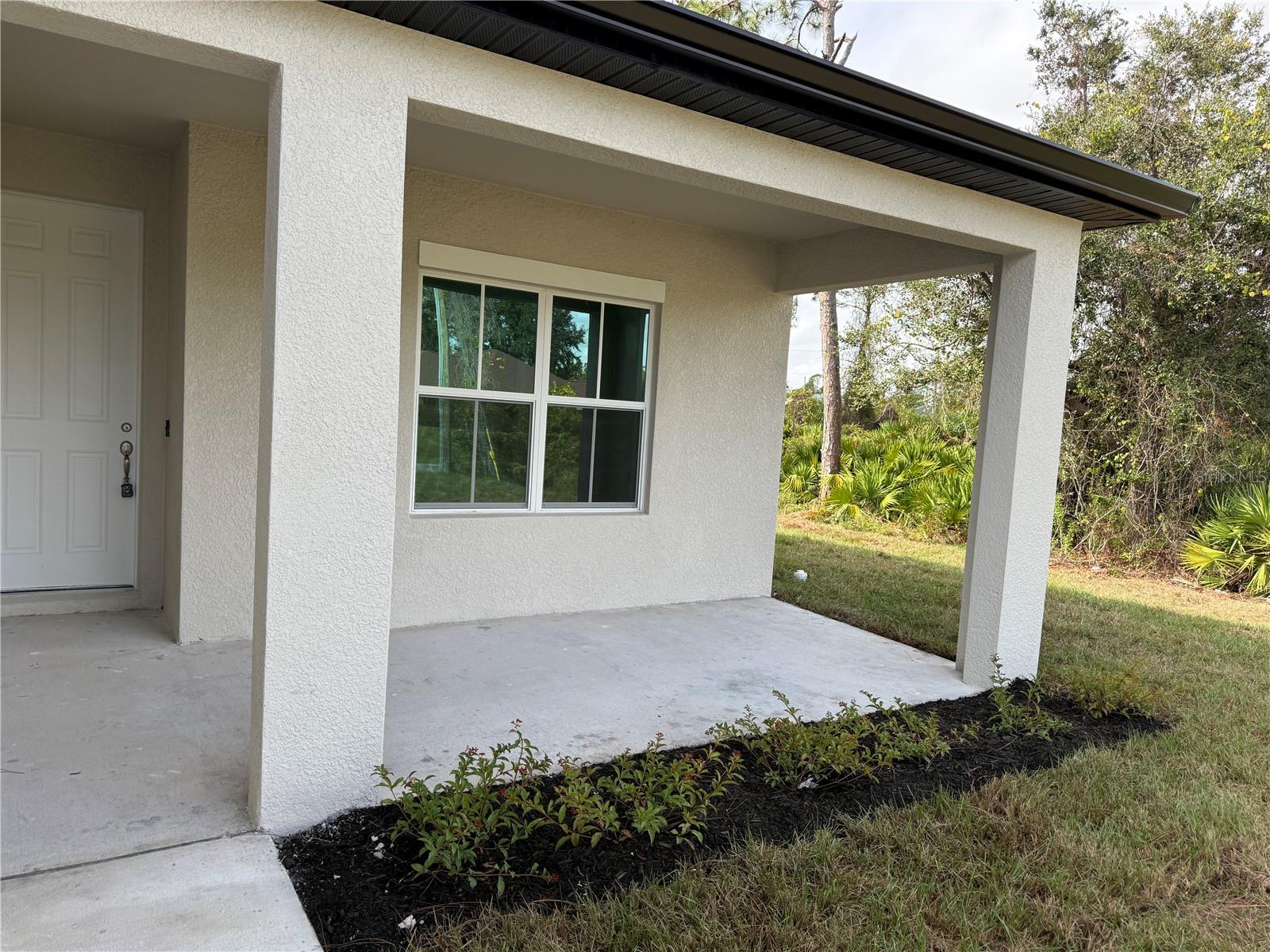 Image 4 of 44 For 1047 Comfort Lane