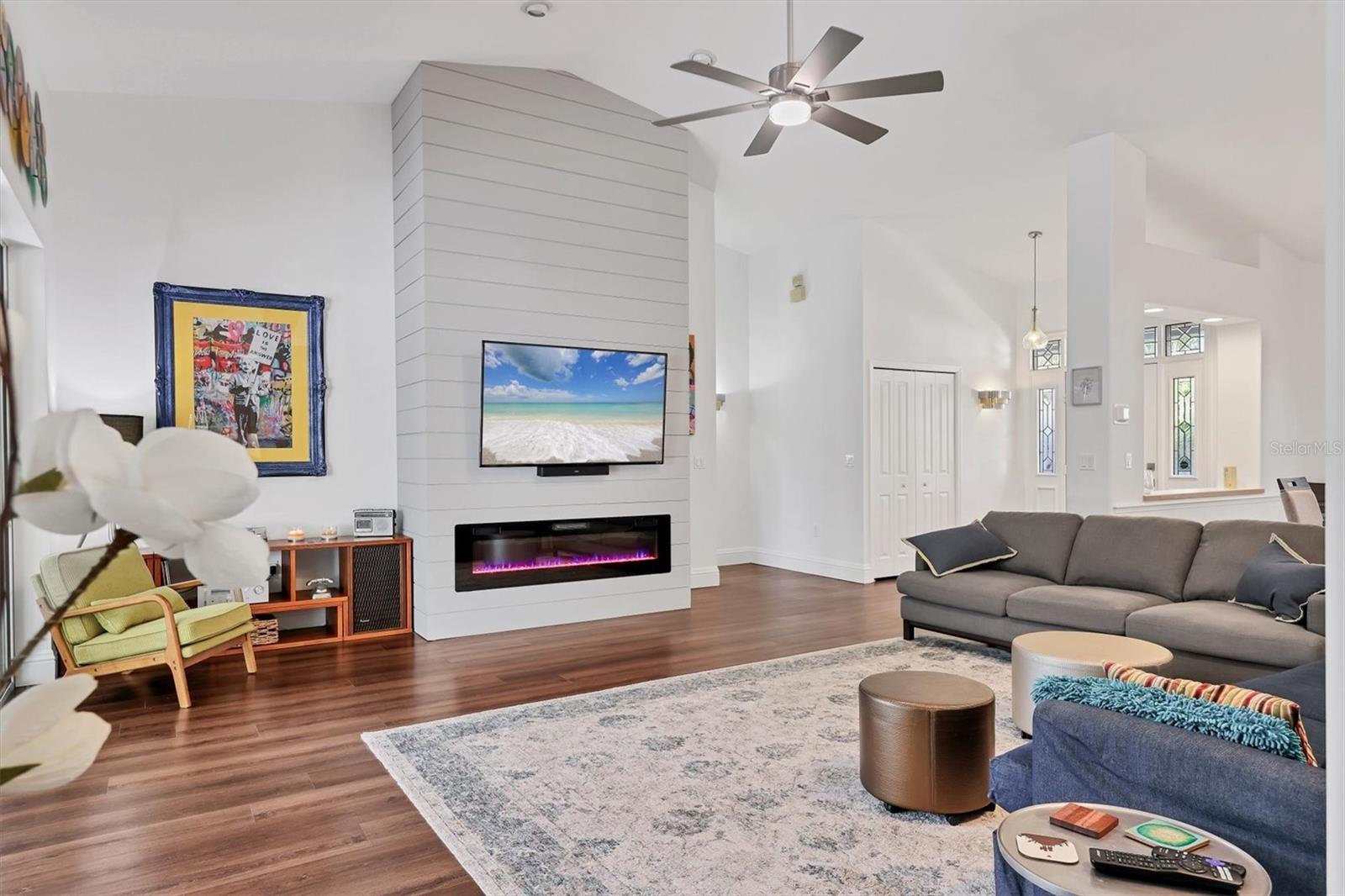 Image 10 of 51 For 4305 Highland Oaks Circle