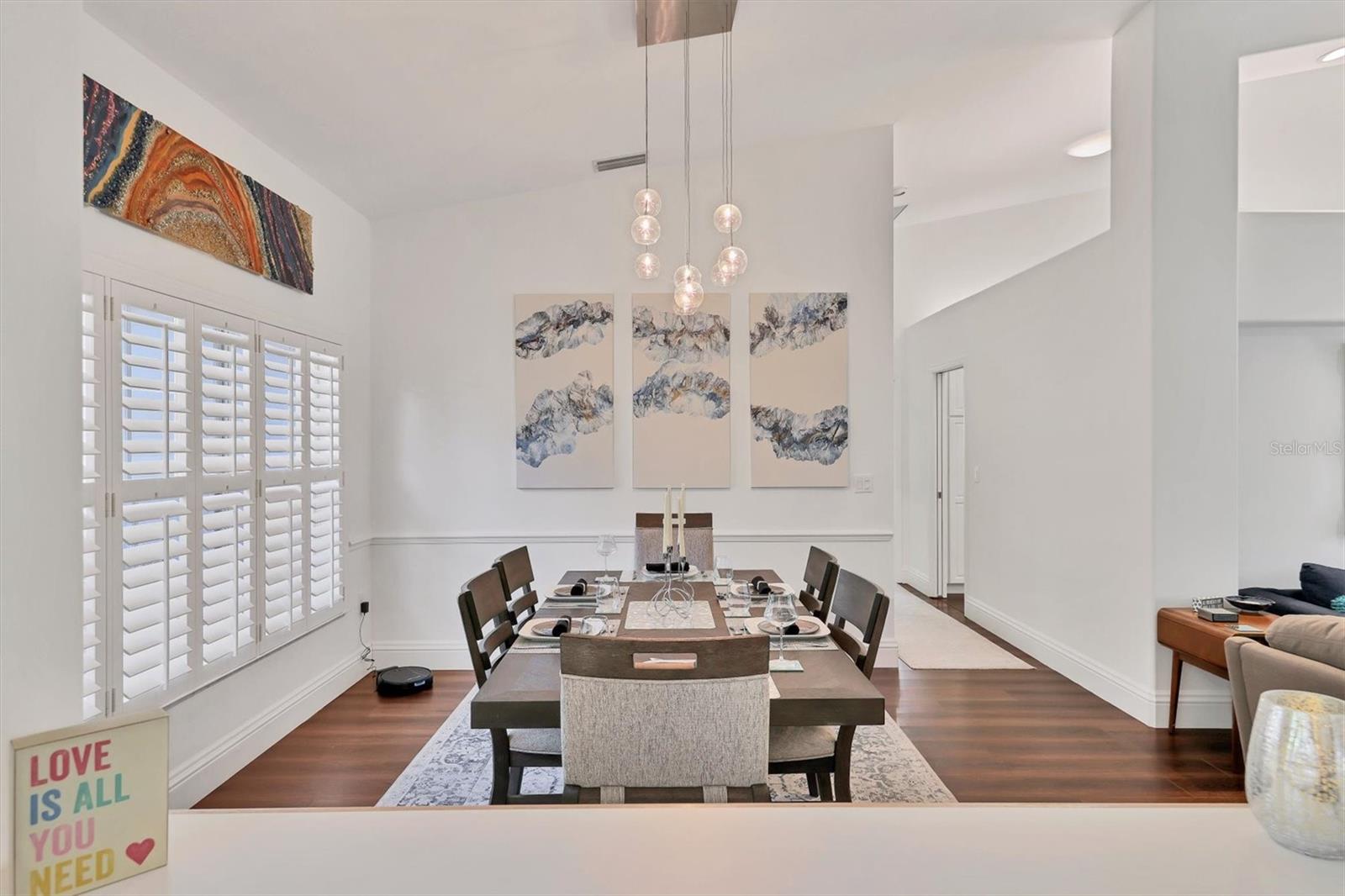 Image 14 of 51 For 4305 Highland Oaks Circle