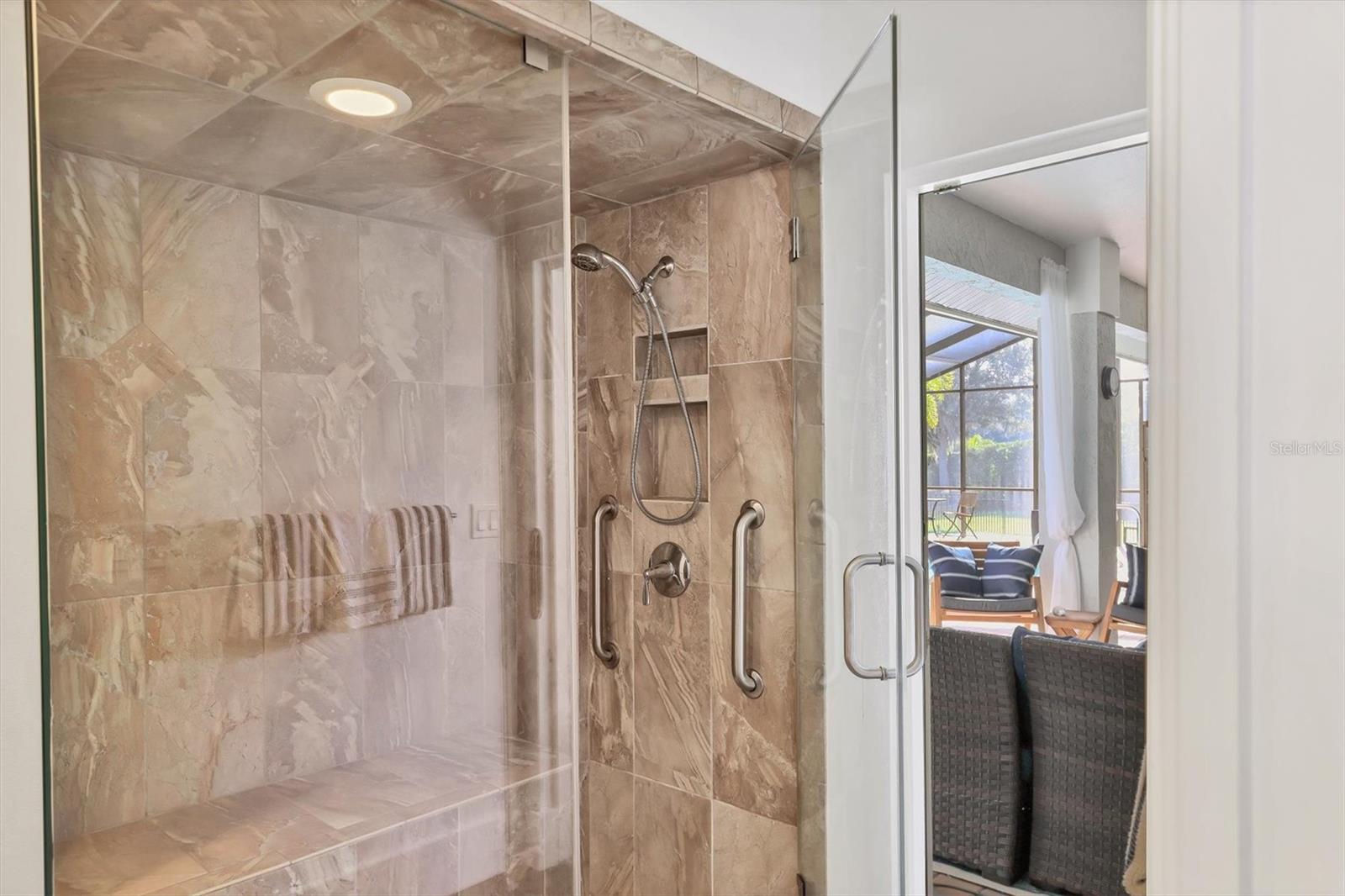 Image 29 of 51 For 4305 Highland Oaks Circle