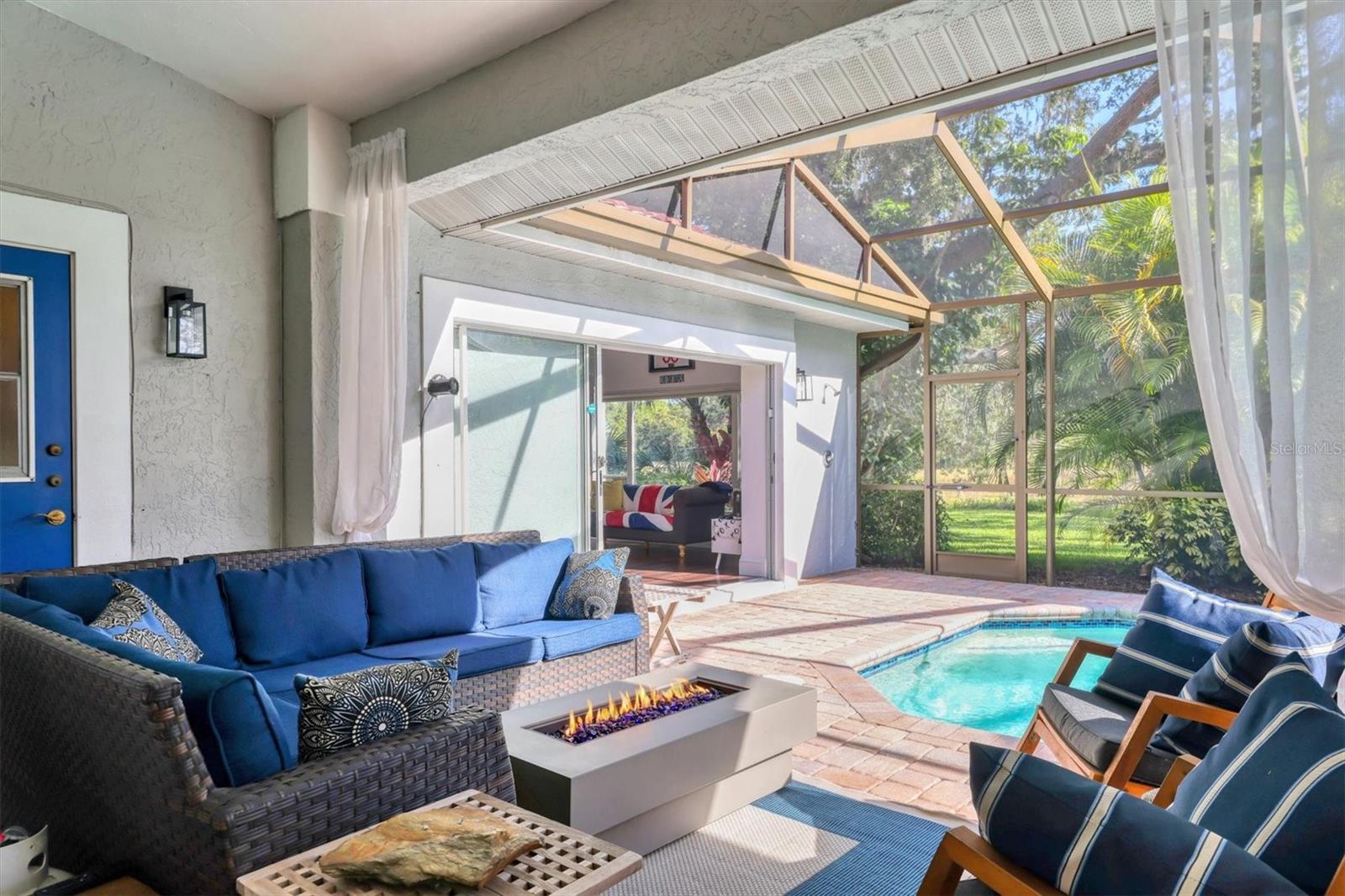 Image 39 of 51 For 4305 Highland Oaks Circle