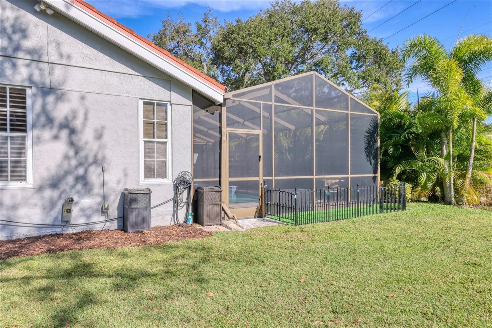 Image 48 of 51 For 4305 Highland Oaks Circle