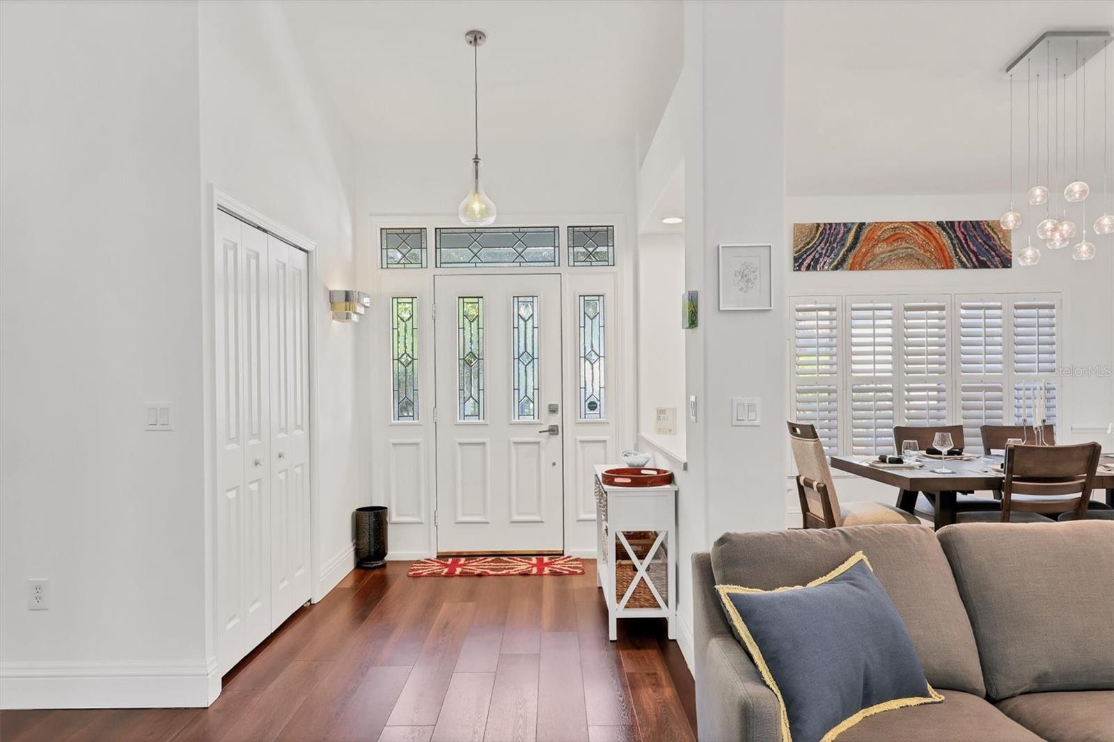 Image 5 of 51 For 4305 Highland Oaks Circle