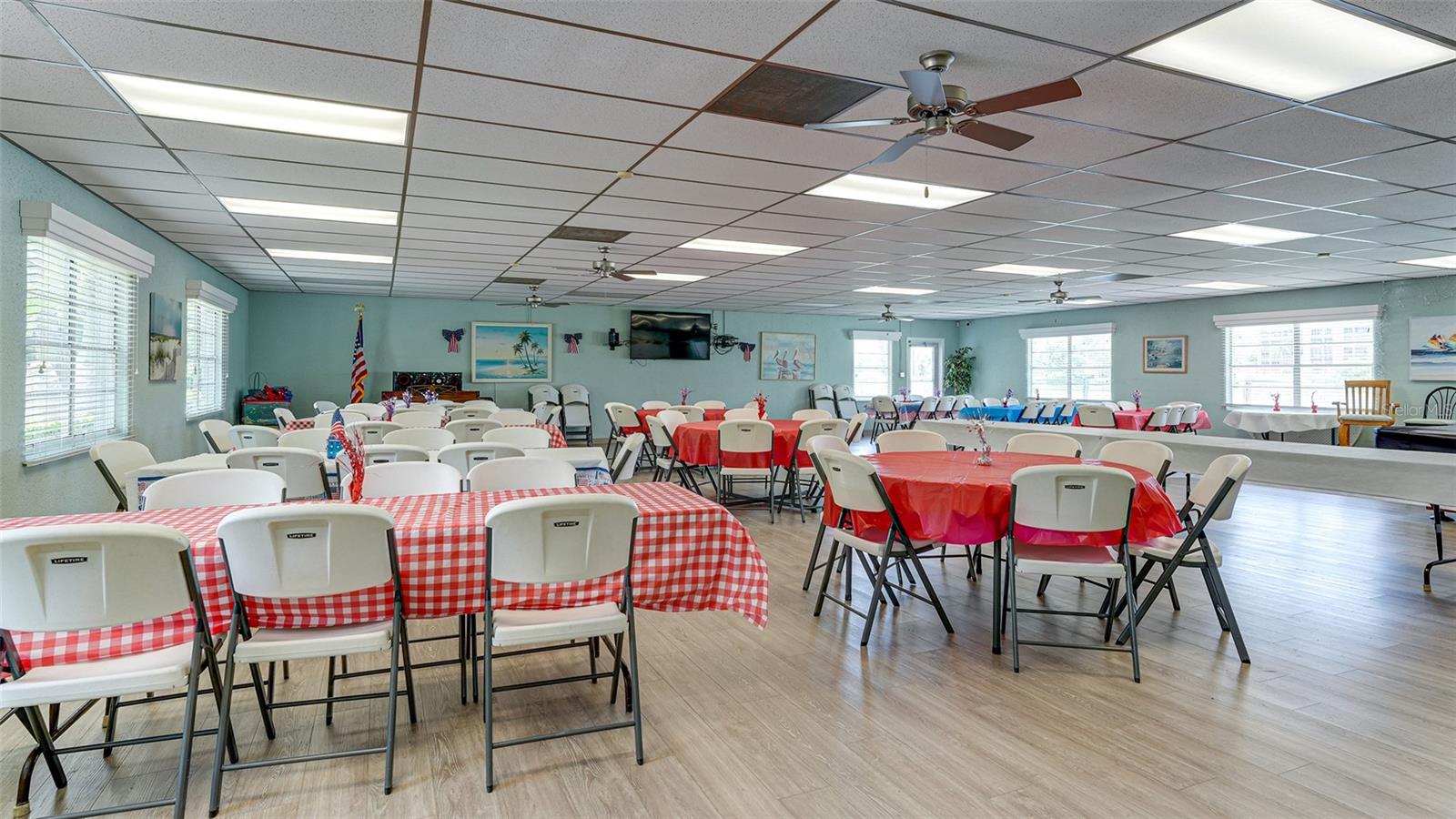 Image 30 of 38 For 3647 Lake Bayshore Drive J416