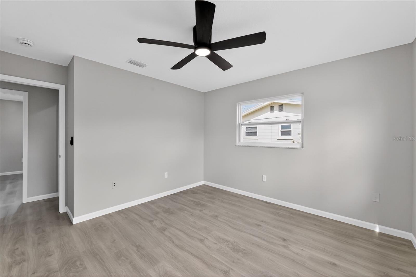 Image 11 of 28 For 6224 7th Avenue Drive W