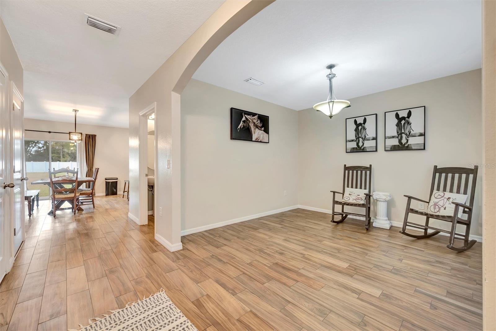 Image 14 of 78 For 109 Tierra Verde Way