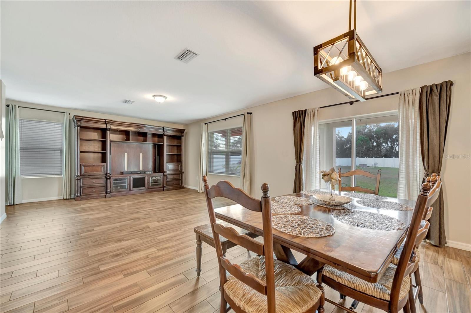 Image 29 of 78 For 109 Tierra Verde Way