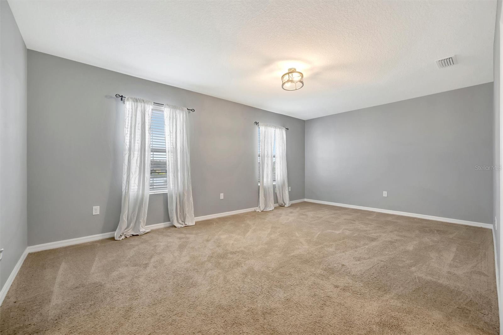 Image 38 of 78 For 109 Tierra Verde Way