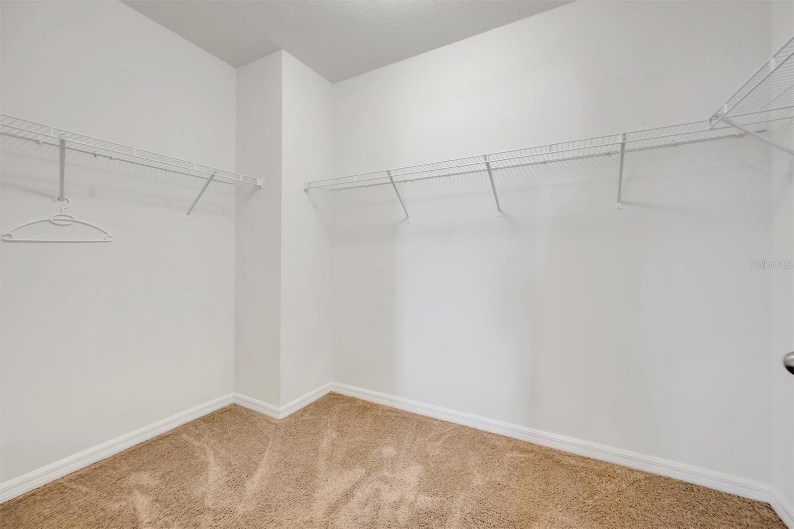 Image 43 of 78 For 109 Tierra Verde Way