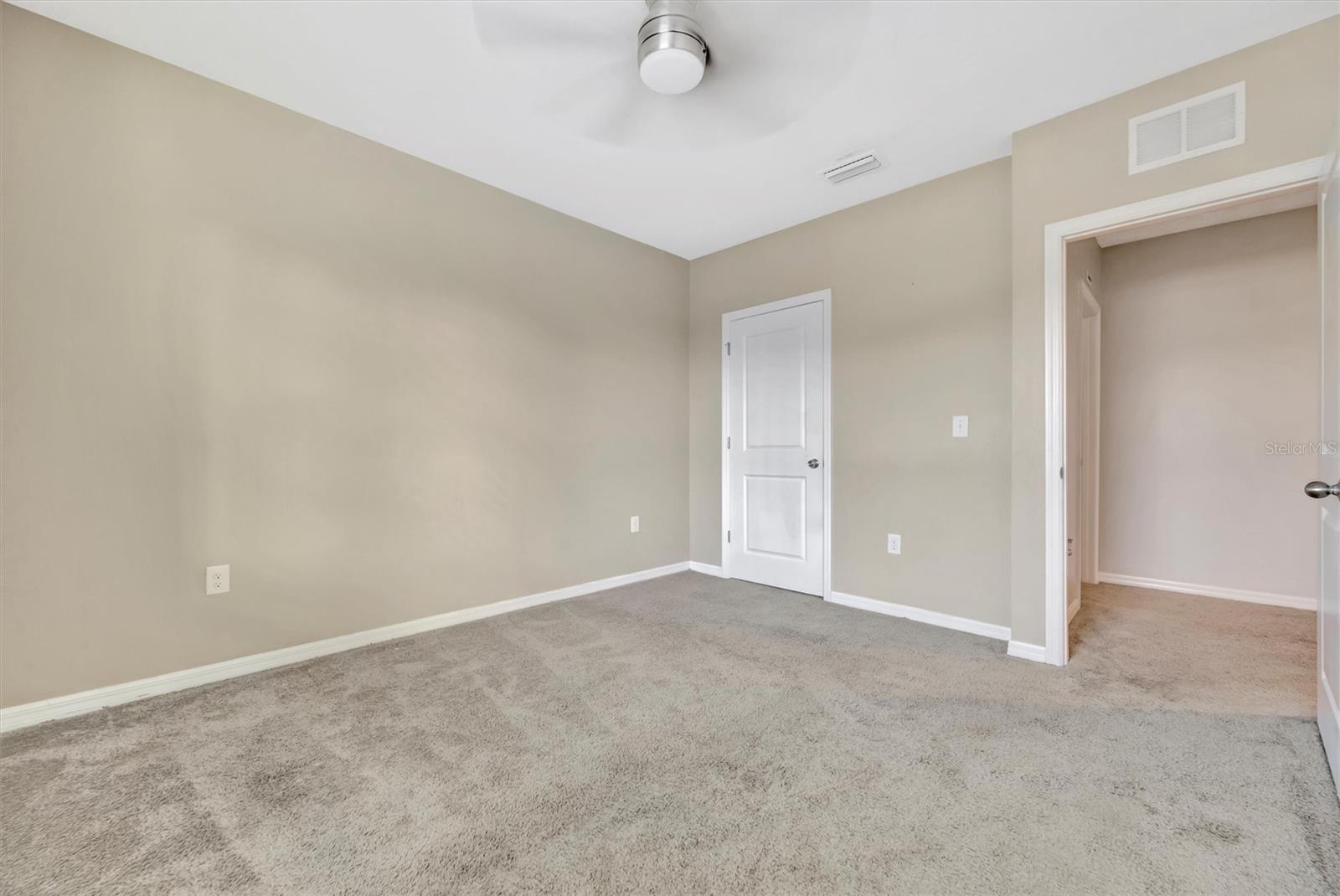 Image 46 of 78 For 109 Tierra Verde Way