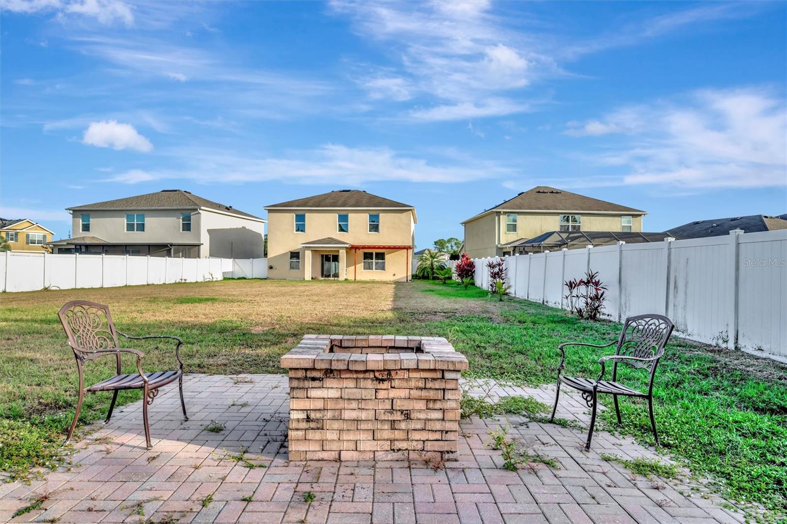 Image 60 of 78 For 109 Tierra Verde Way