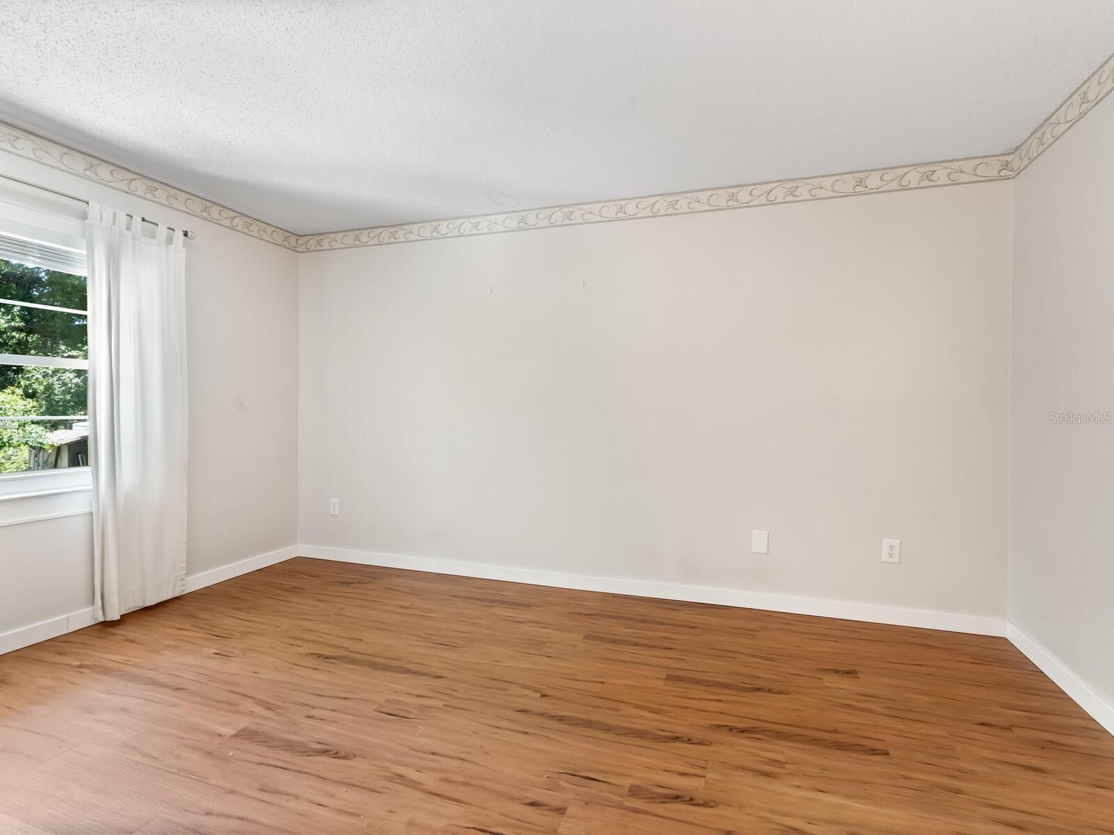 Image 18 of 40 For 4805 Rilma Avenue 107