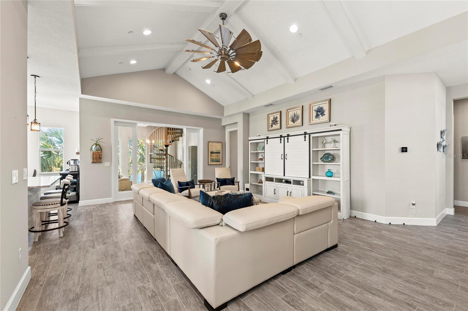 Image 11 of 100 For 295 Compass Point Drive 202