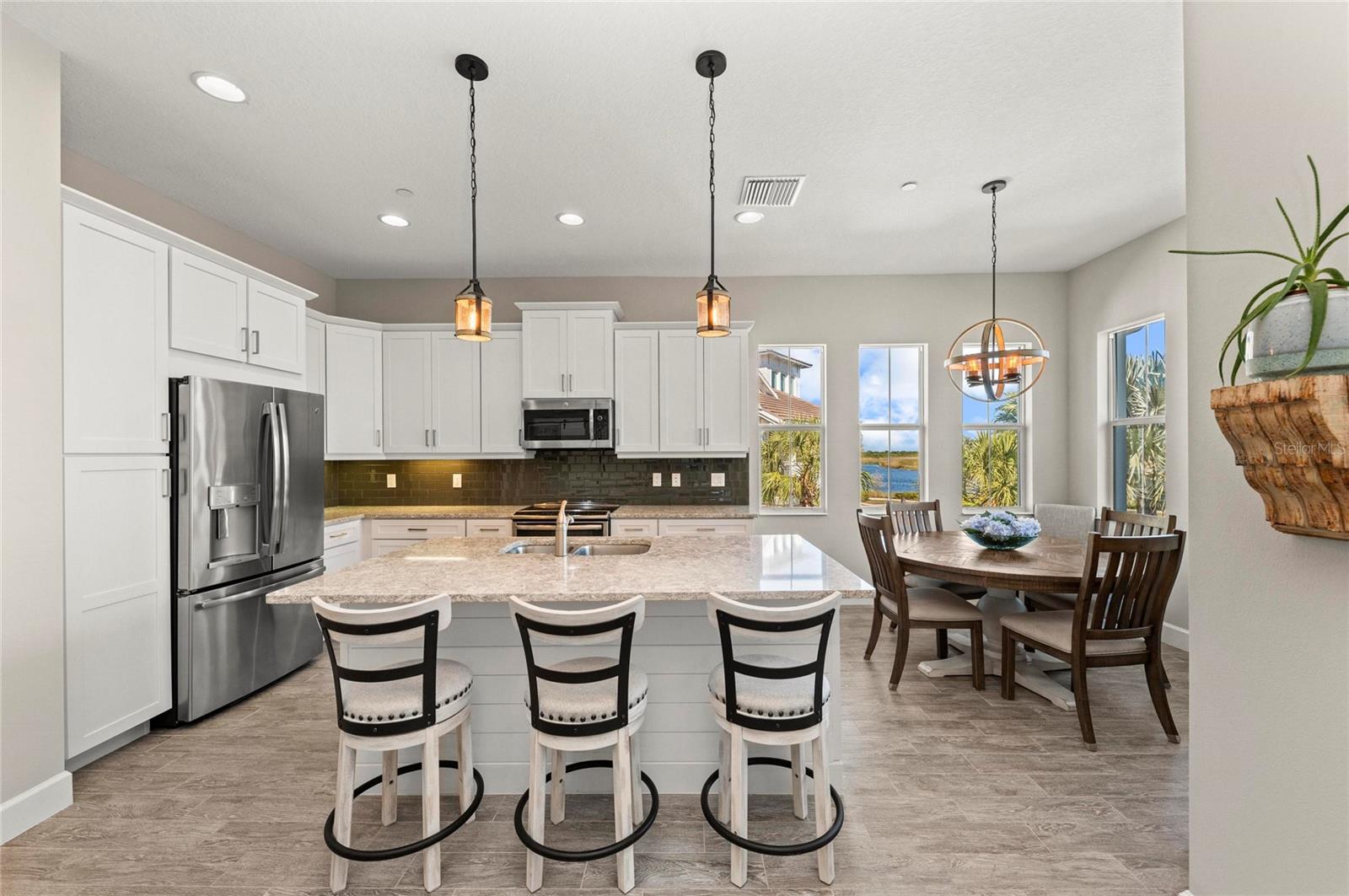 Image 14 of 100 For 295 Compass Point Drive 202