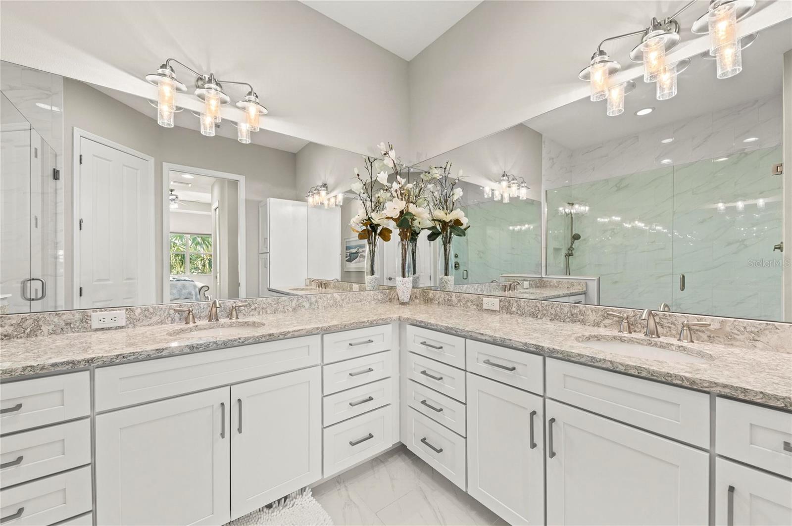 Image 26 of 100 For 295 Compass Point Drive 202