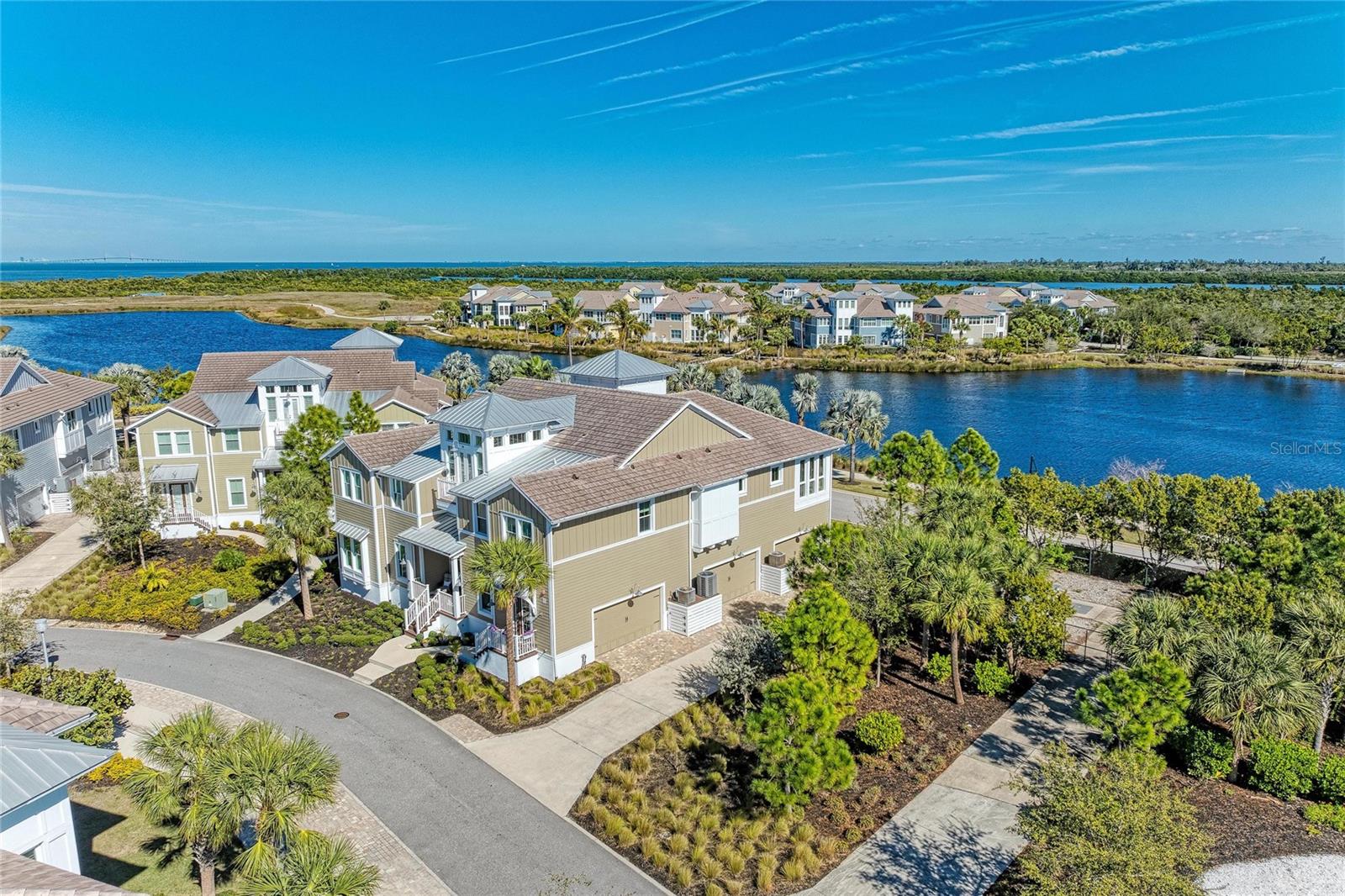 Image 45 of 100 For 295 Compass Point Drive 202