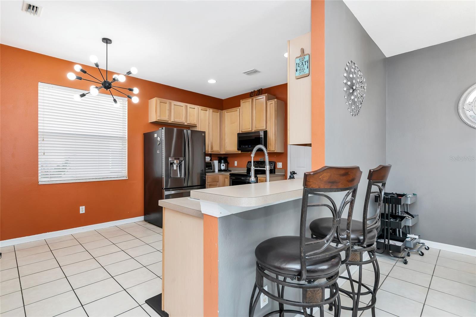 Image 17 of 83 For 10109 36th Court E