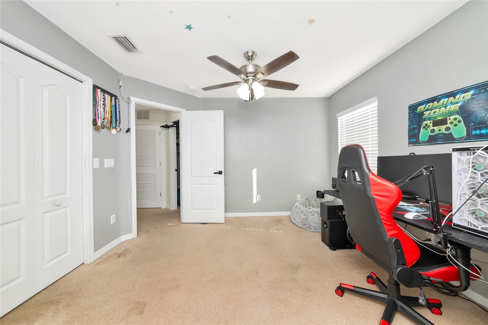 Image 40 of 83 For 10109 36th Court E