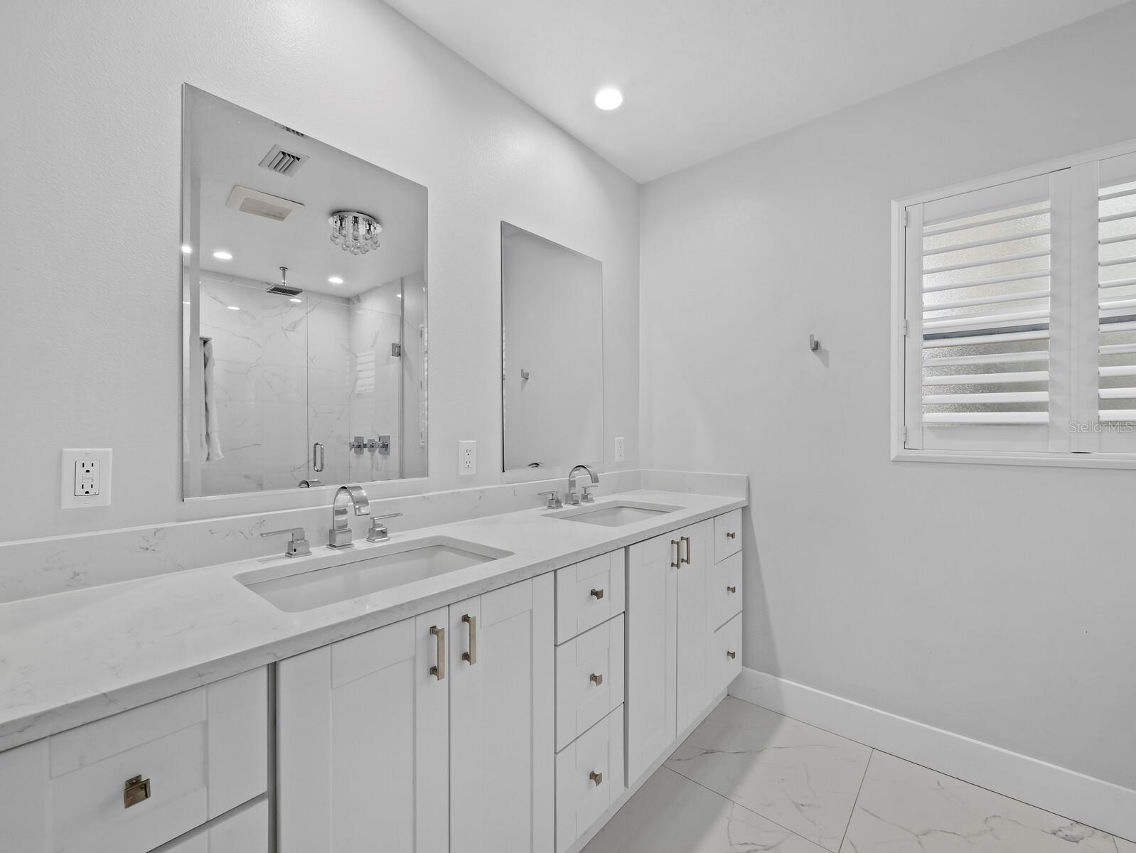 Image 22 of 47 For 2426 River Ridge Drive