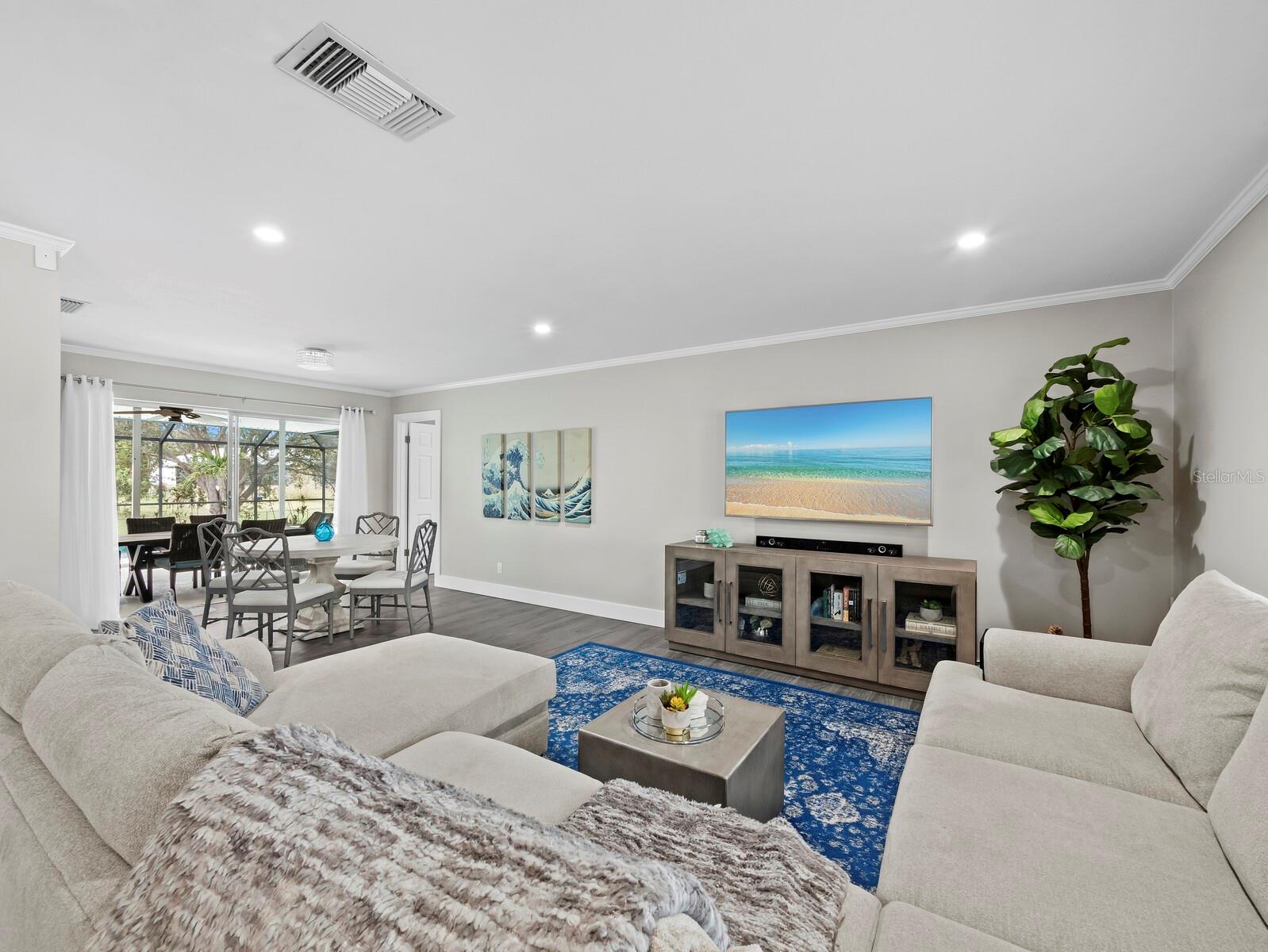 Image 7 of 47 For 2426 River Ridge Drive