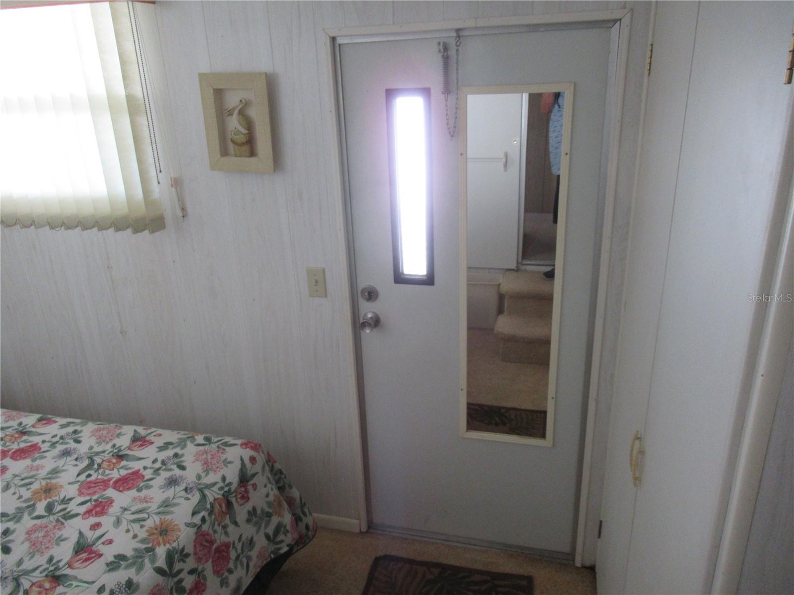 Image 12 of 27 For 1110 49th Avenue Terrace W