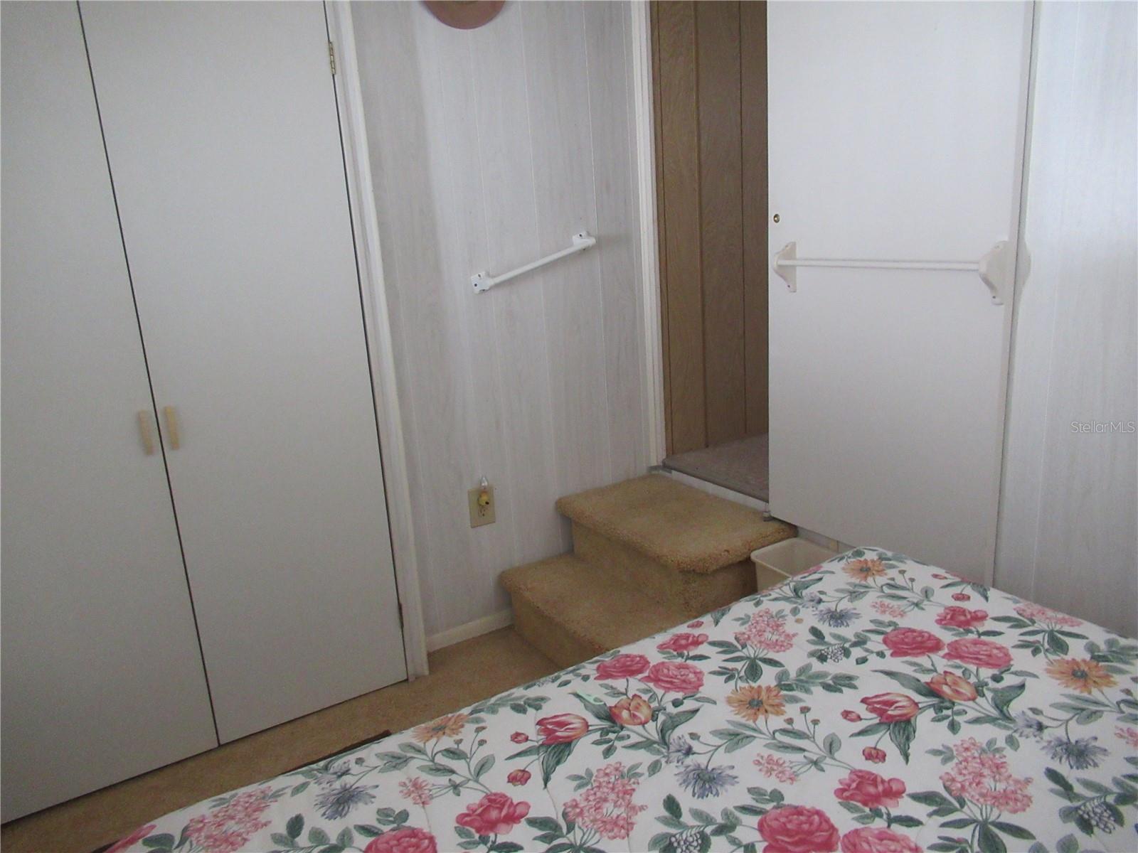 Image 13 of 27 For 1110 49th Avenue Terrace W