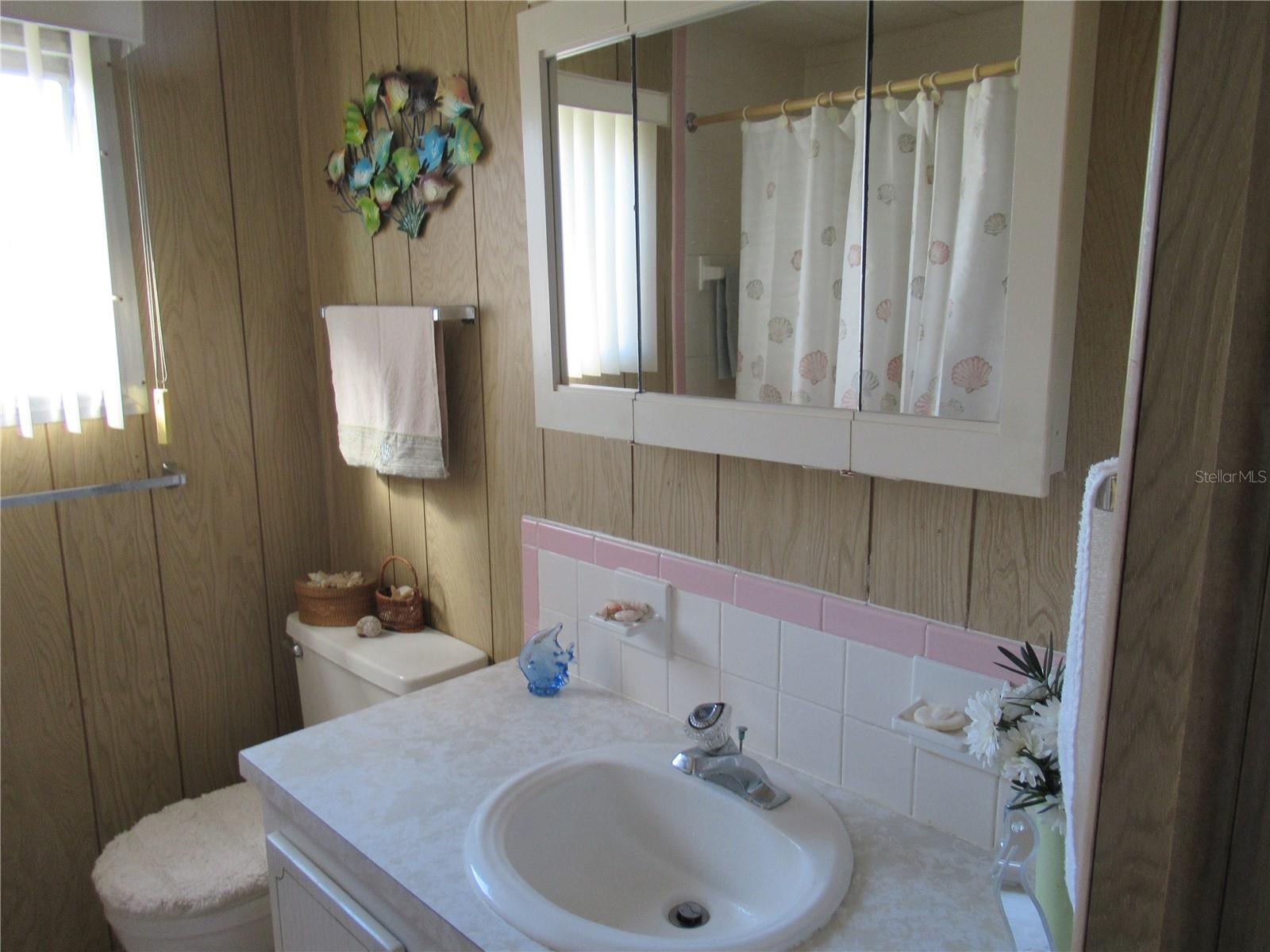 Image 19 of 27 For 1110 49th Avenue Terrace W