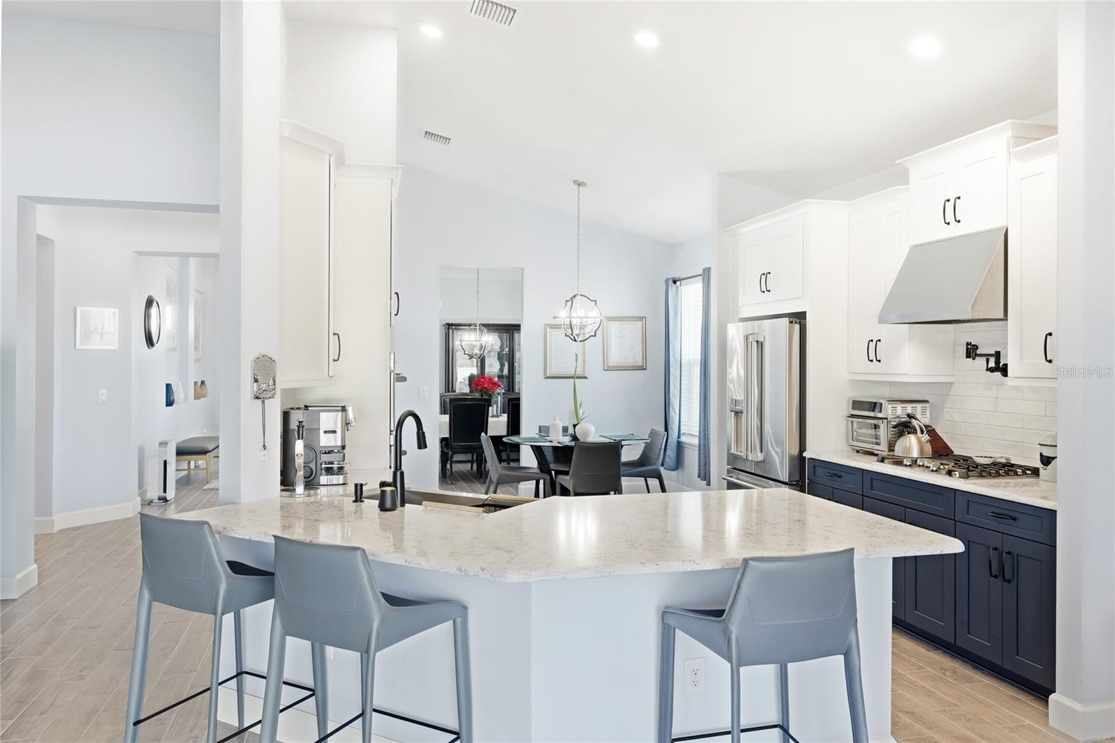 Image 11 of 72 For 11160 Fieldstone Drive