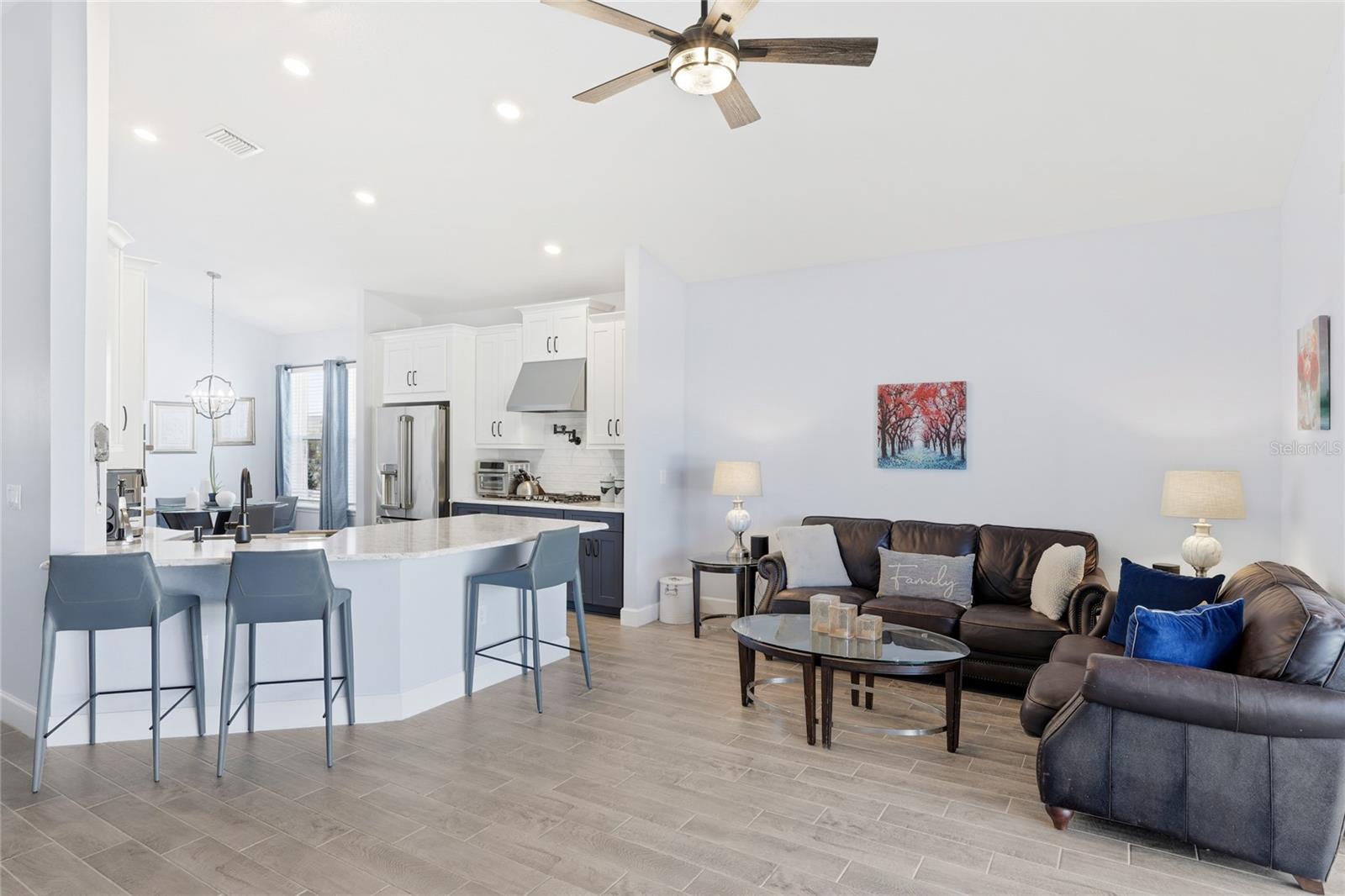 Image 13 of 72 For 11160 Fieldstone Drive