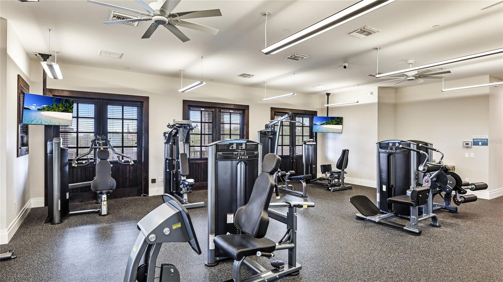 Image 58 of 72 For 11160 Fieldstone Drive