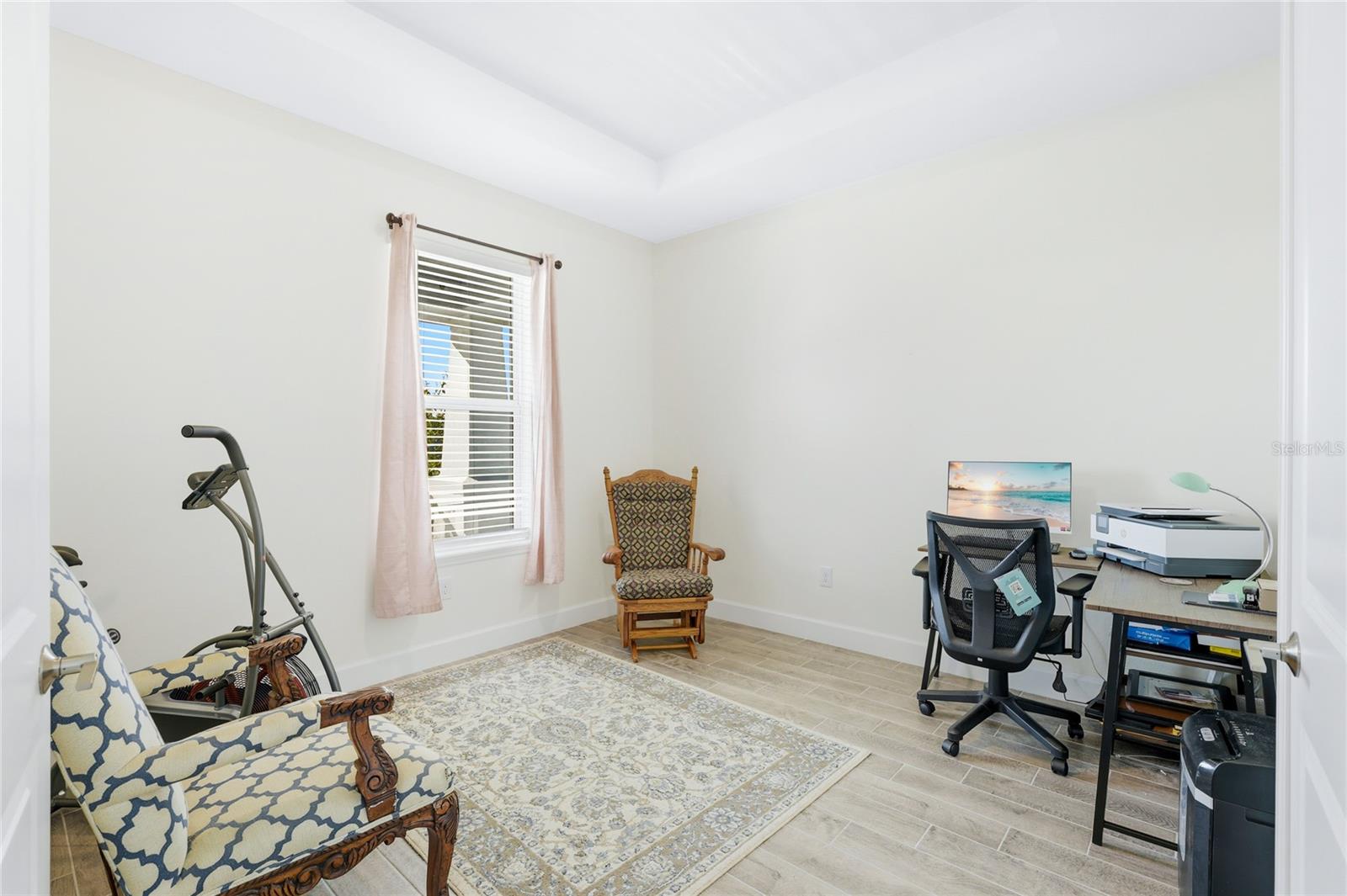 Image 7 of 72 For 11160 Fieldstone Drive