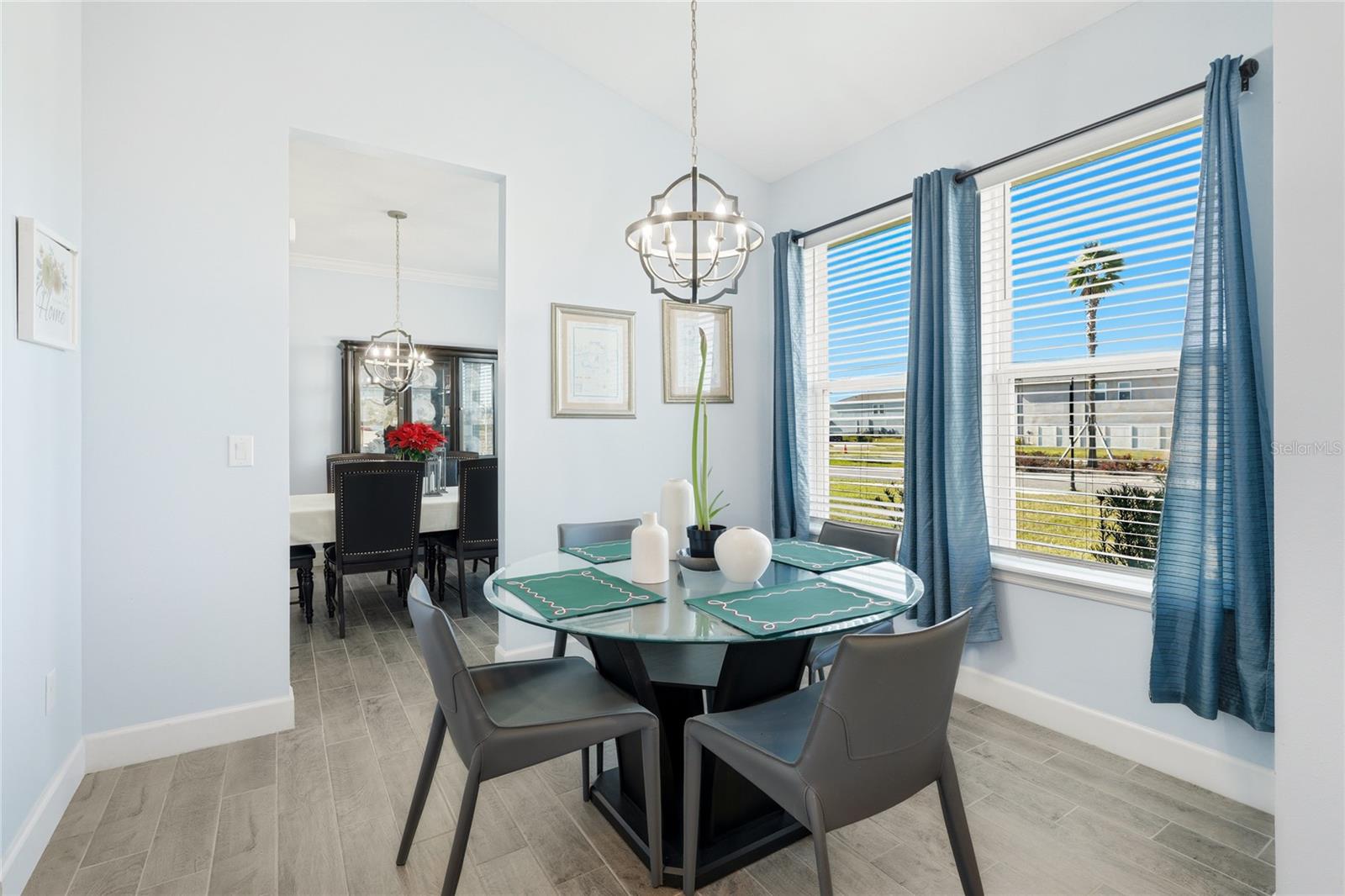 Image 8 of 72 For 11160 Fieldstone Drive