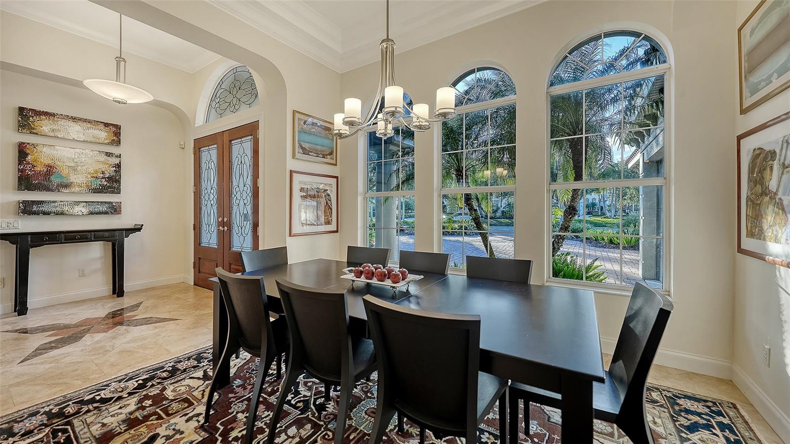 Image 10 of 67 For 8335 Grosvenor Court