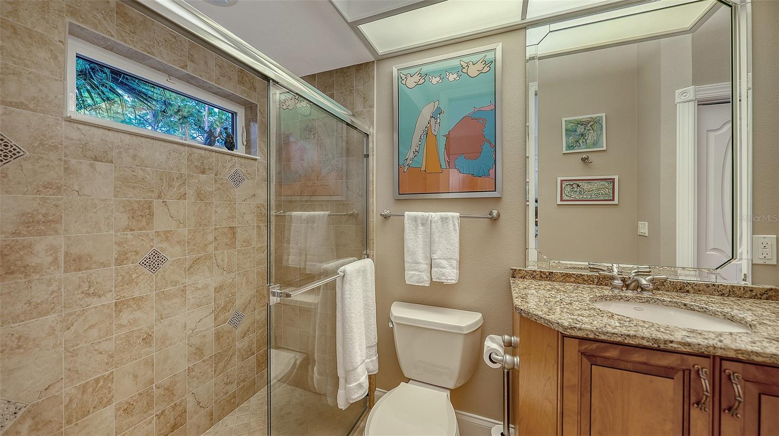 Image 29 of 67 For 8335 Grosvenor Court